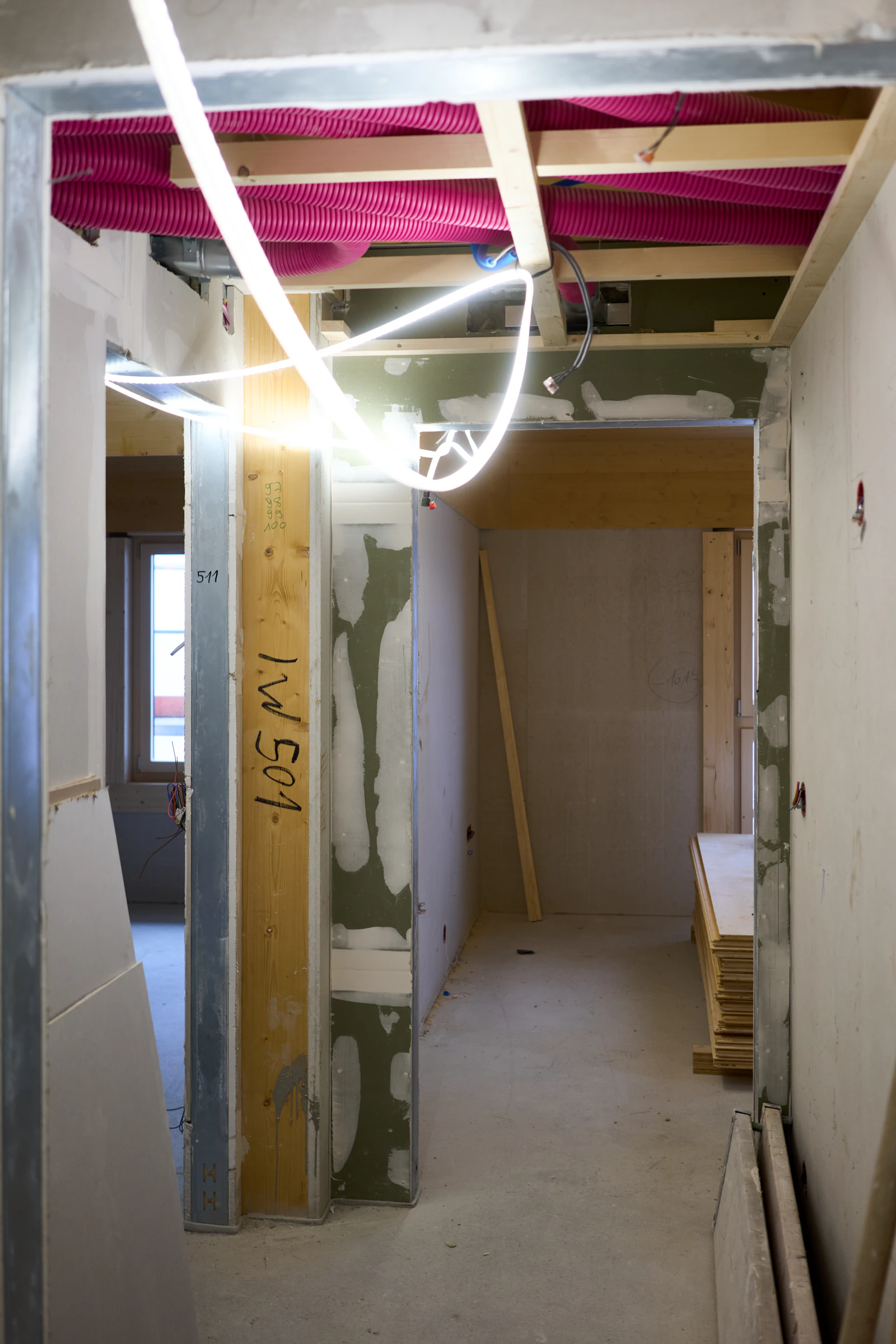 Woninginterieur tijdens een renovatie